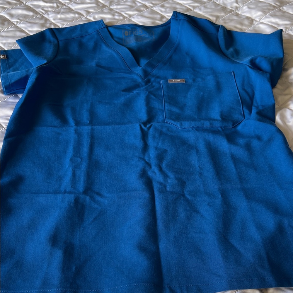 Figs Kids V-Neck Scrub Top in Royal Blue